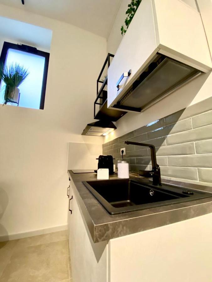 Namaste Apartment Bari Exteriör bild